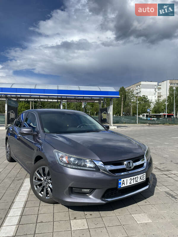 Honda Accord (2013)