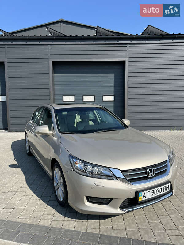 Honda Accord (2013)