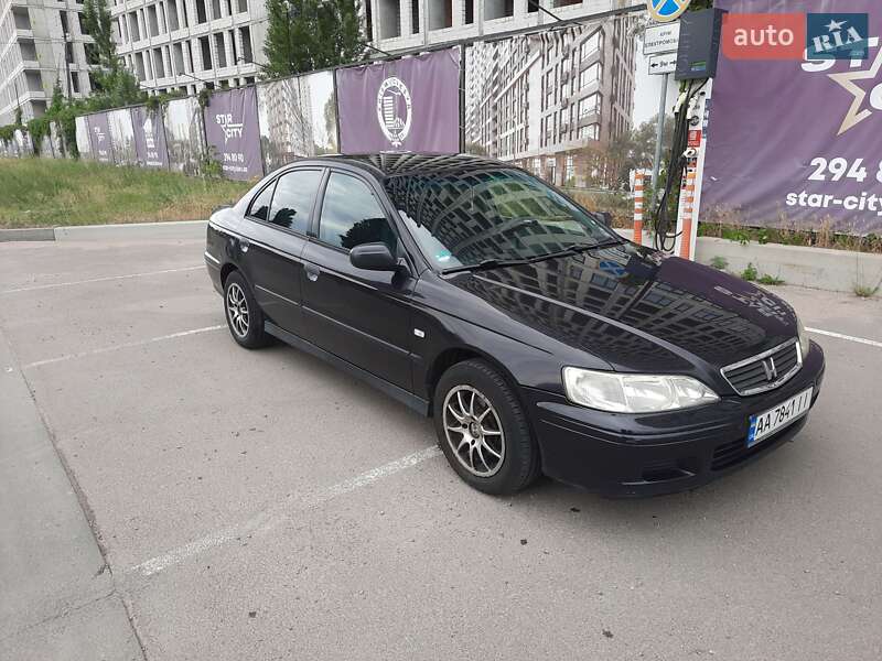 Honda Accord (1999)