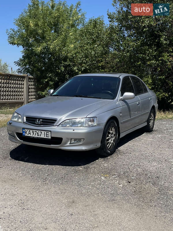 Honda Accord (2001)