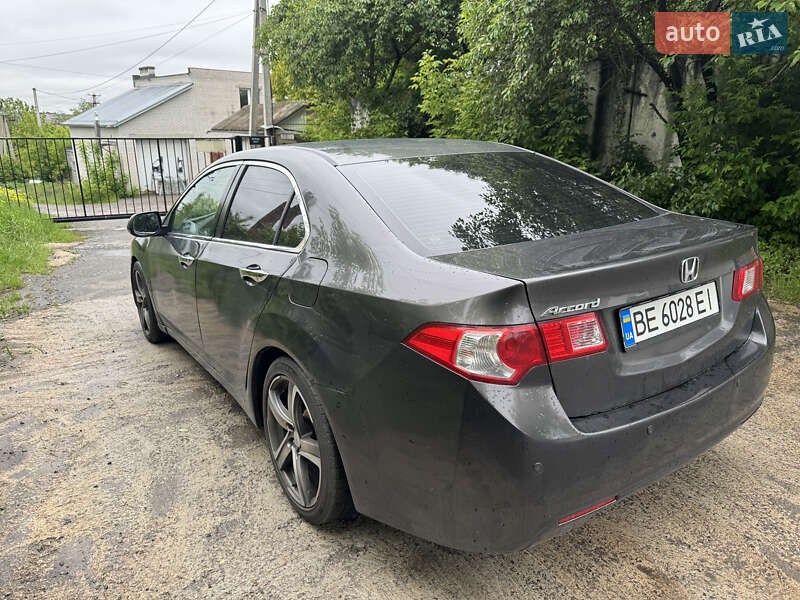 Honda Accord (2009)