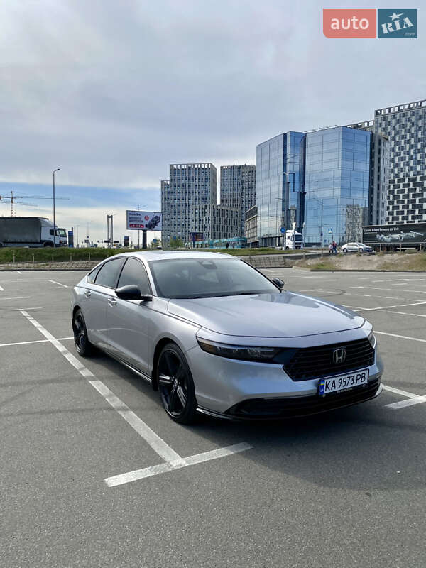 Honda Accord (2023)