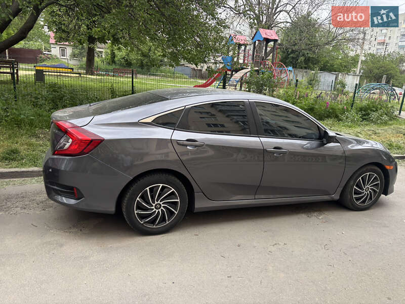 Honda Civic (2017)