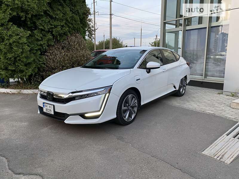 Honda Clarity (2018)