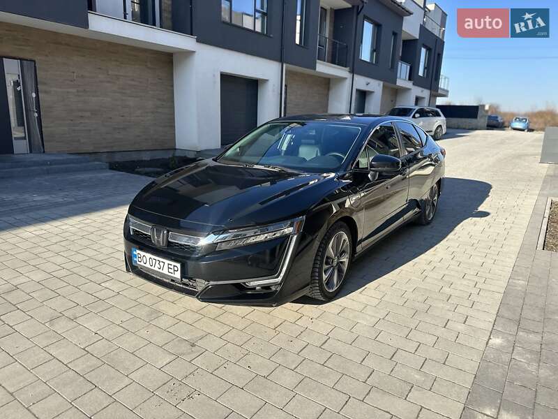 Honda Clarity (2018)