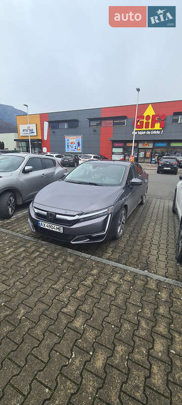 Honda Clarity (2018)