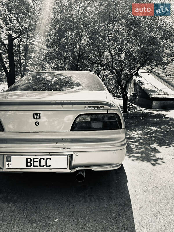 Honda Legend (1992)