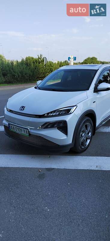 Honda M-nv (2021)