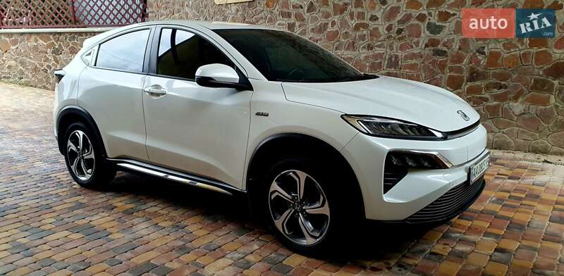 Honda M-nv (2021)