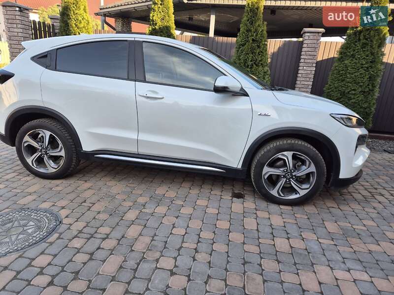 Honda M-nv (2022)
