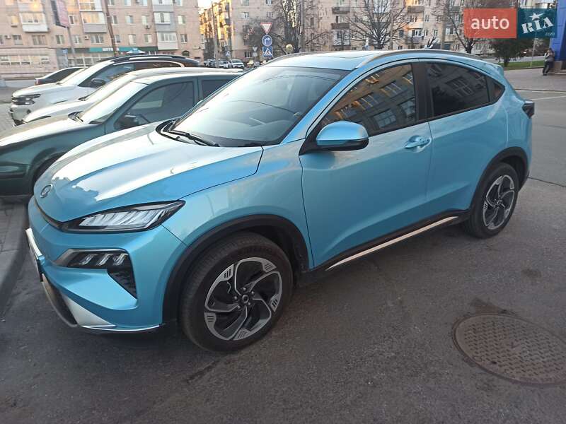 Honda M-nv (2023)