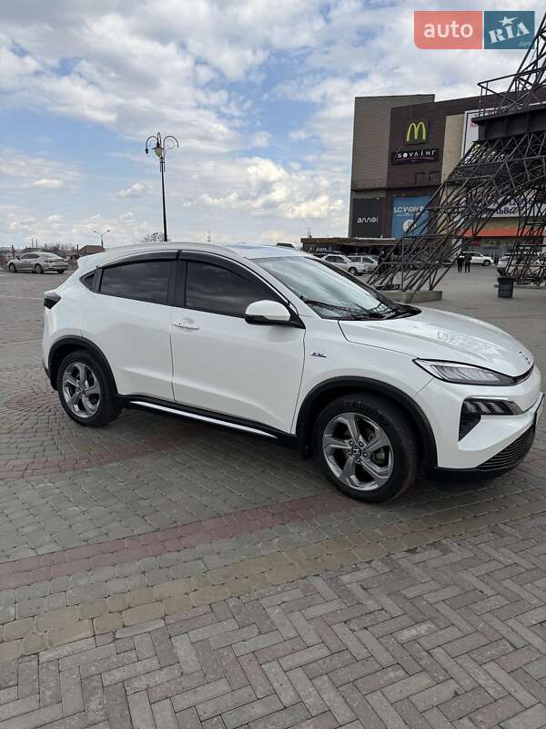 Honda M-nv (2021)