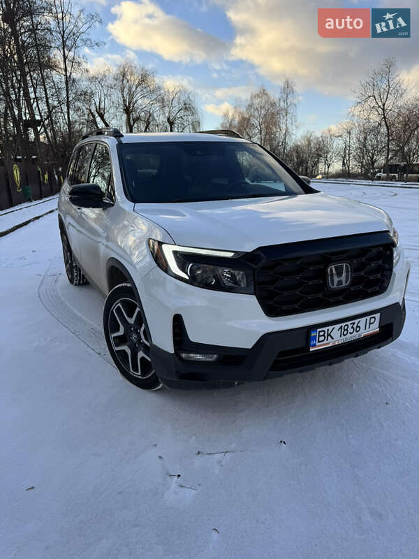 Honda Passport (2022)