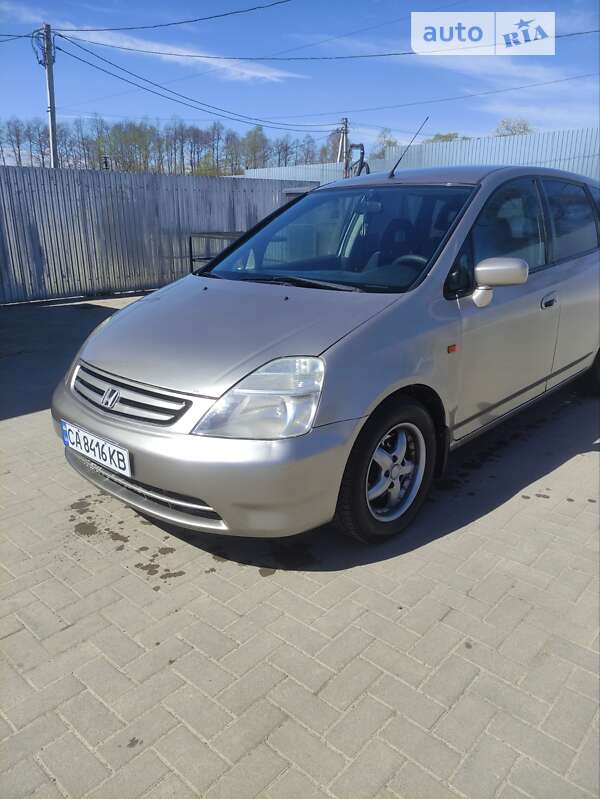 Honda Stream (2002)