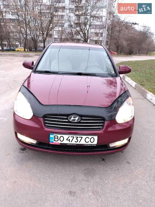 Hyundai Accent (2008)