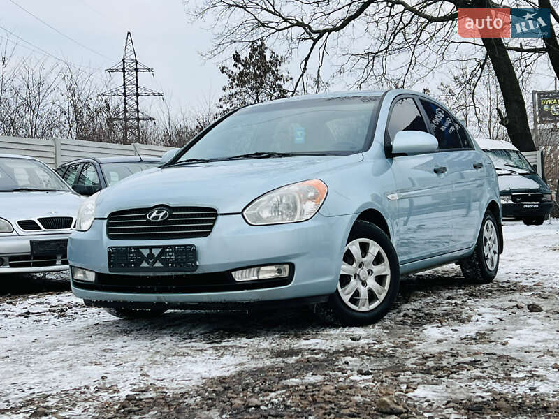 Hyundai Accent (2007)