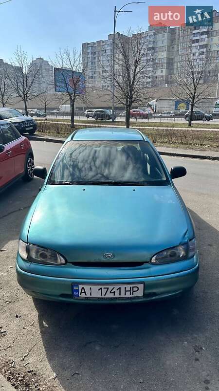 Hyundai Accent (1995)