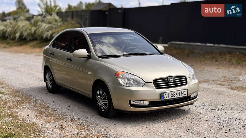 Hyundai Accent (2007)
