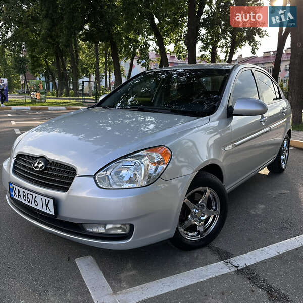 Hyundai Accent (2007)