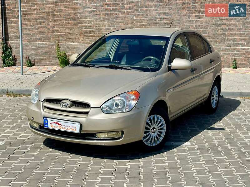 Hyundai Accent (2006)