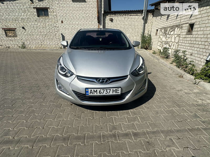 Hyundai Avante (2014)