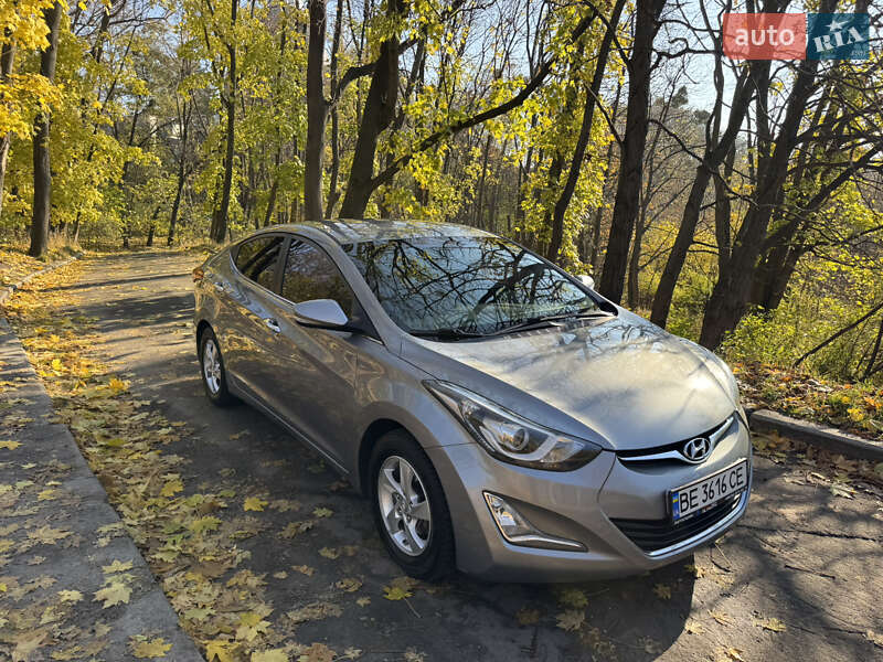 Hyundai Avante (2015)