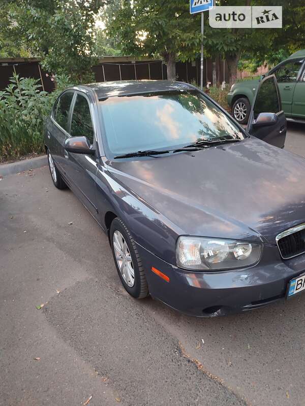 Hyundai Elantra (2001)