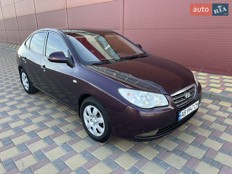 Hyundai Elantra (2008)