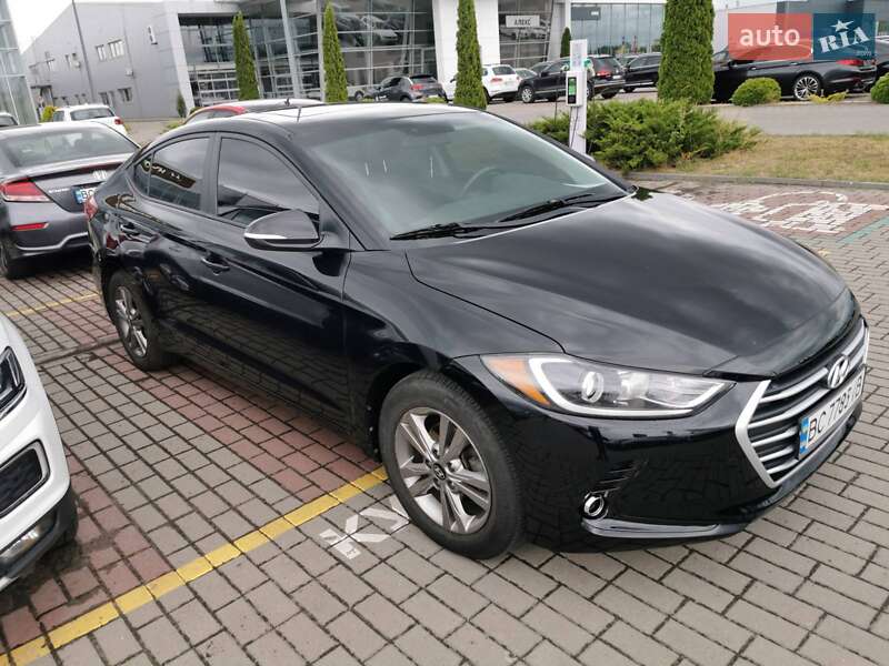 Hyundai Elantra (2017)