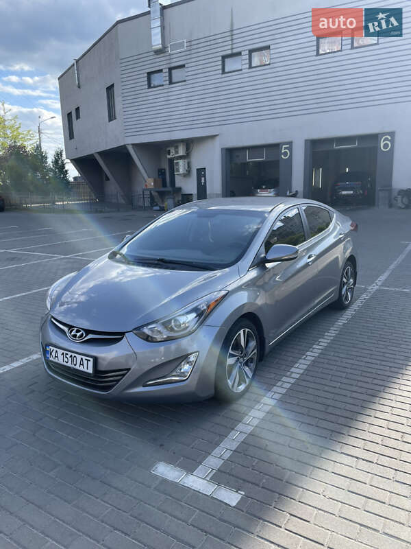 Hyundai Elantra (2014)