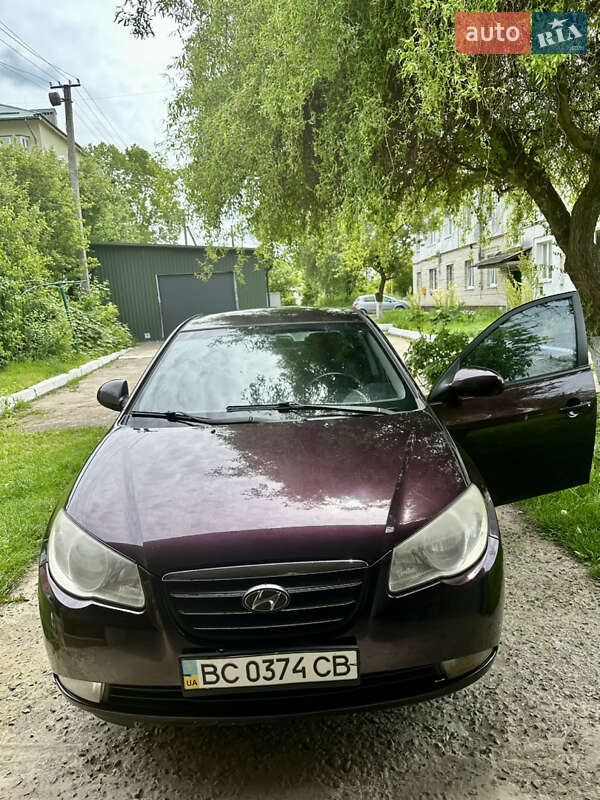 Hyundai Elantra (2007)
