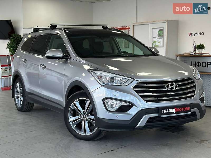 Hyundai Grand santa fe (2016)