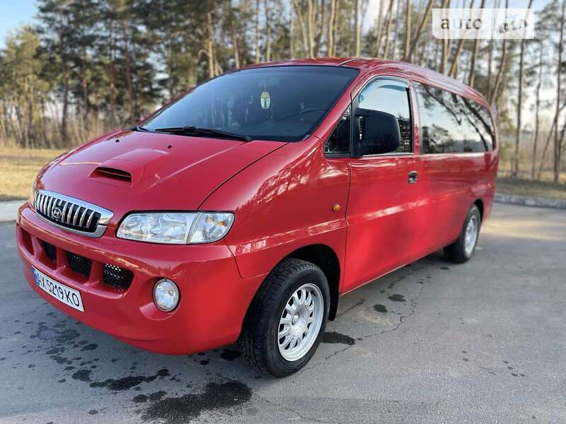 Hyundai H-1 (2005)