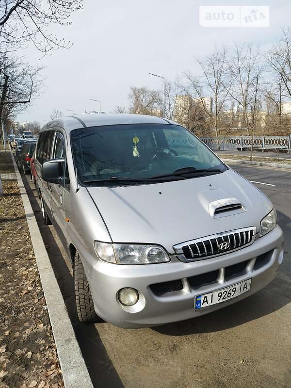 Hyundai H-1 (2005)