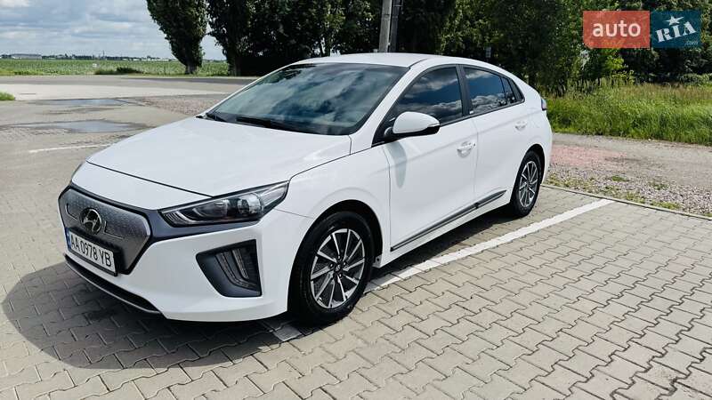 Hyundai Ioniq (2021)