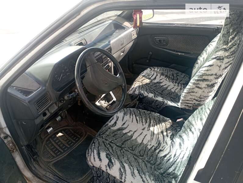 Hyundai Pony (1994)