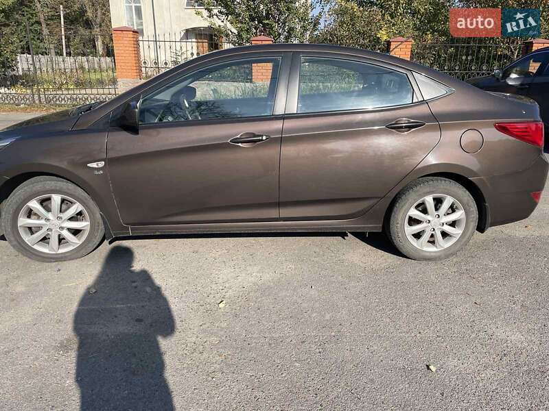Hyundai Solaris (2016)
