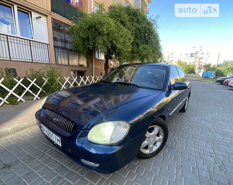 Hyundai Sonata (1999)