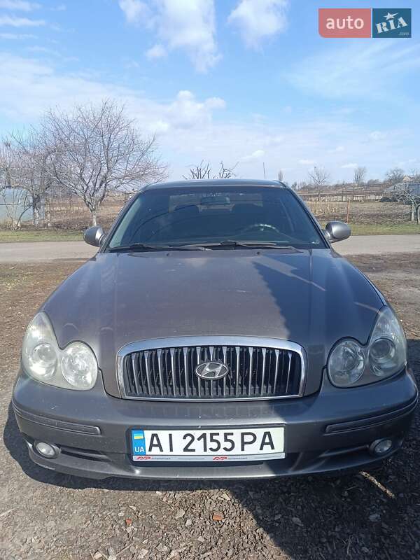 Hyundai Sonata (2004)