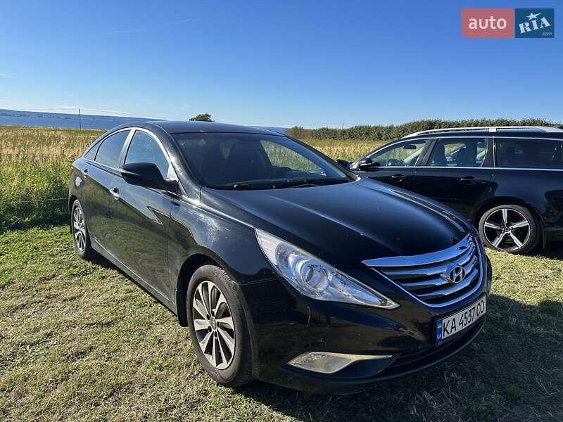 Hyundai Sonata (2014)