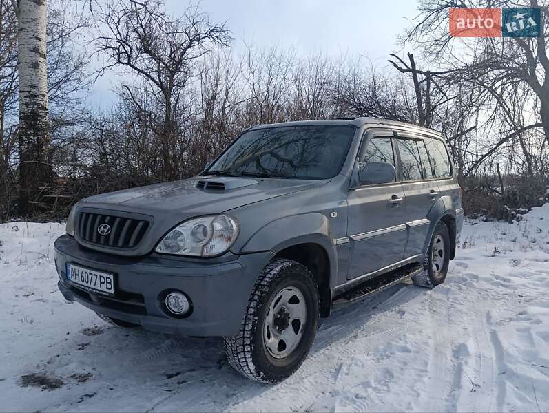 Hyundai Terracan (2001)