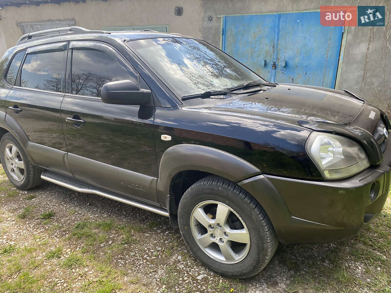 Hyundai Tucson (2005)