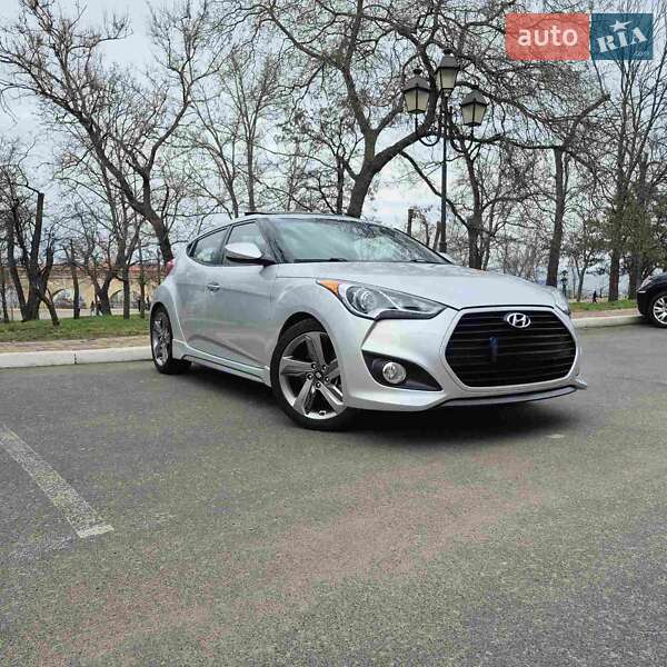 Hyundai Veloster (2013)