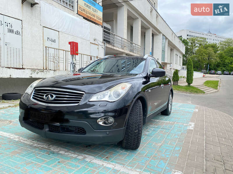 Infiniti Ex 25 (2011)