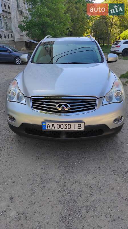Infiniti Ex 37 (2013)