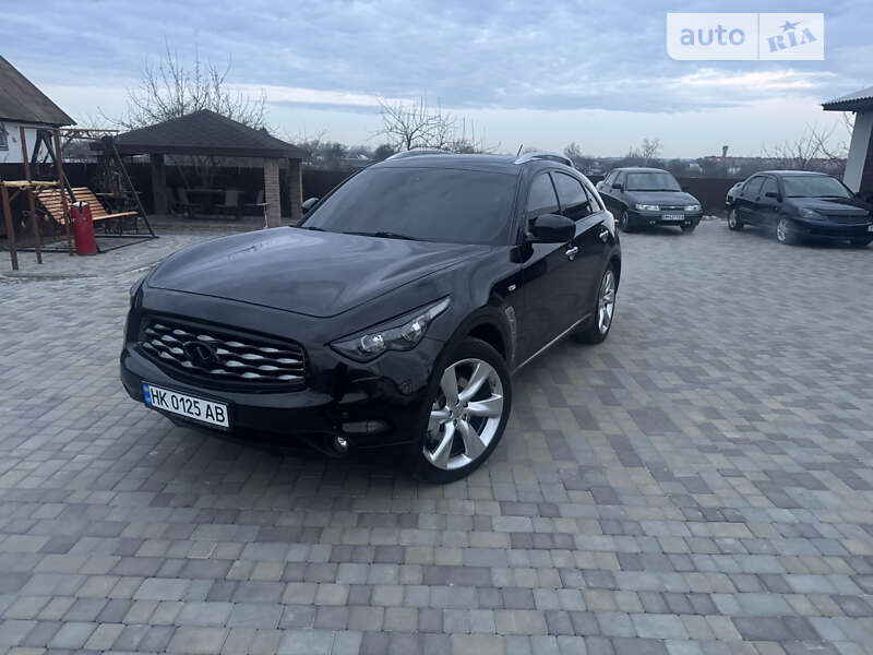 Infiniti Fx30d (2011)
