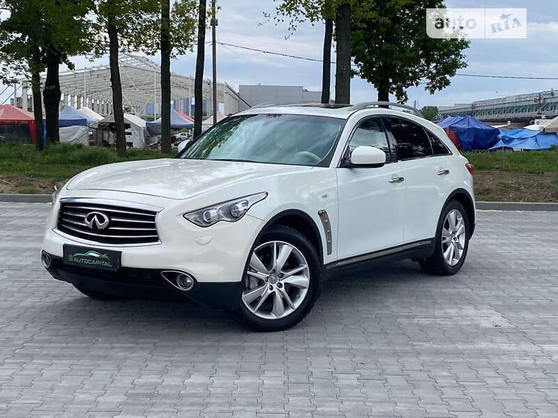 Infiniti Fx30d (2013)
