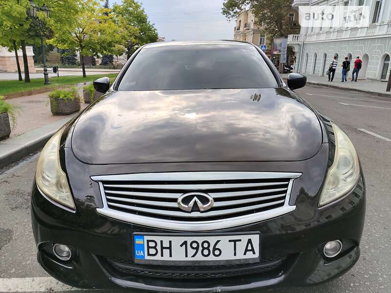 Infiniti G25 (2011)