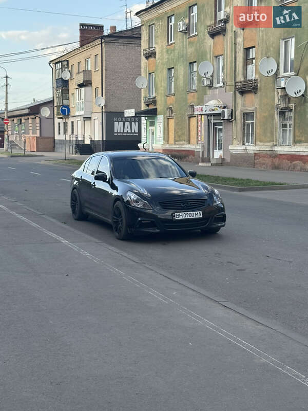 Infiniti G25 (2010)