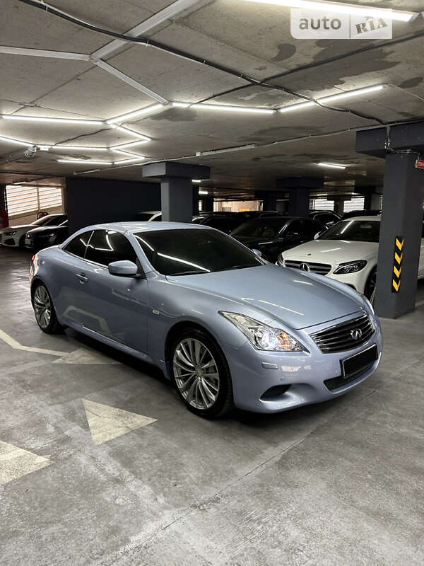 Infiniti G37 (2013)